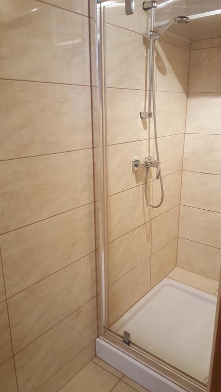 Smocza Jama Hostel Краков Экстерьер фото