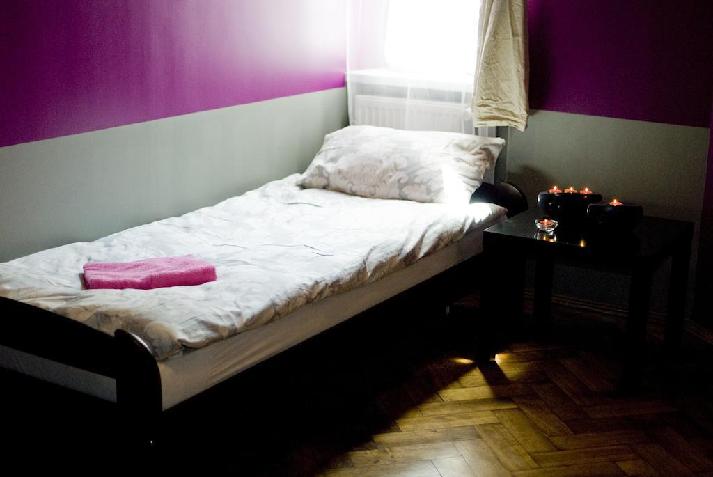 Smocza Jama Hostel Краков Экстерьер фото