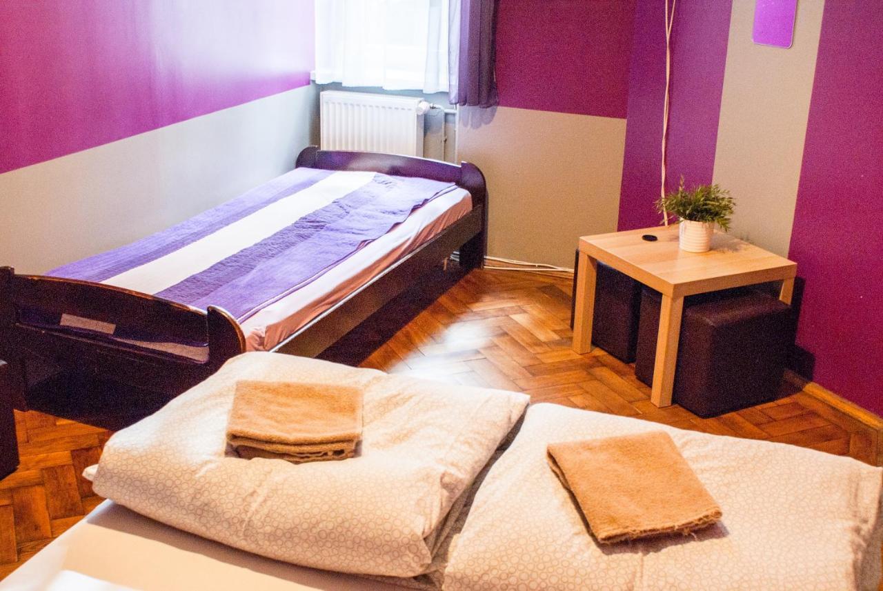 Smocza Jama Hostel Краков Экстерьер фото