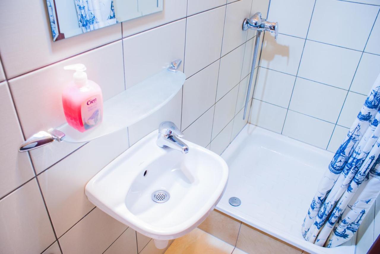 Smocza Jama Hostel Краков Экстерьер фото